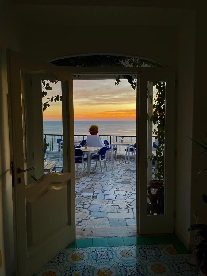 Hotel Villa Maria Sant'Angelo  Экстерьер фото