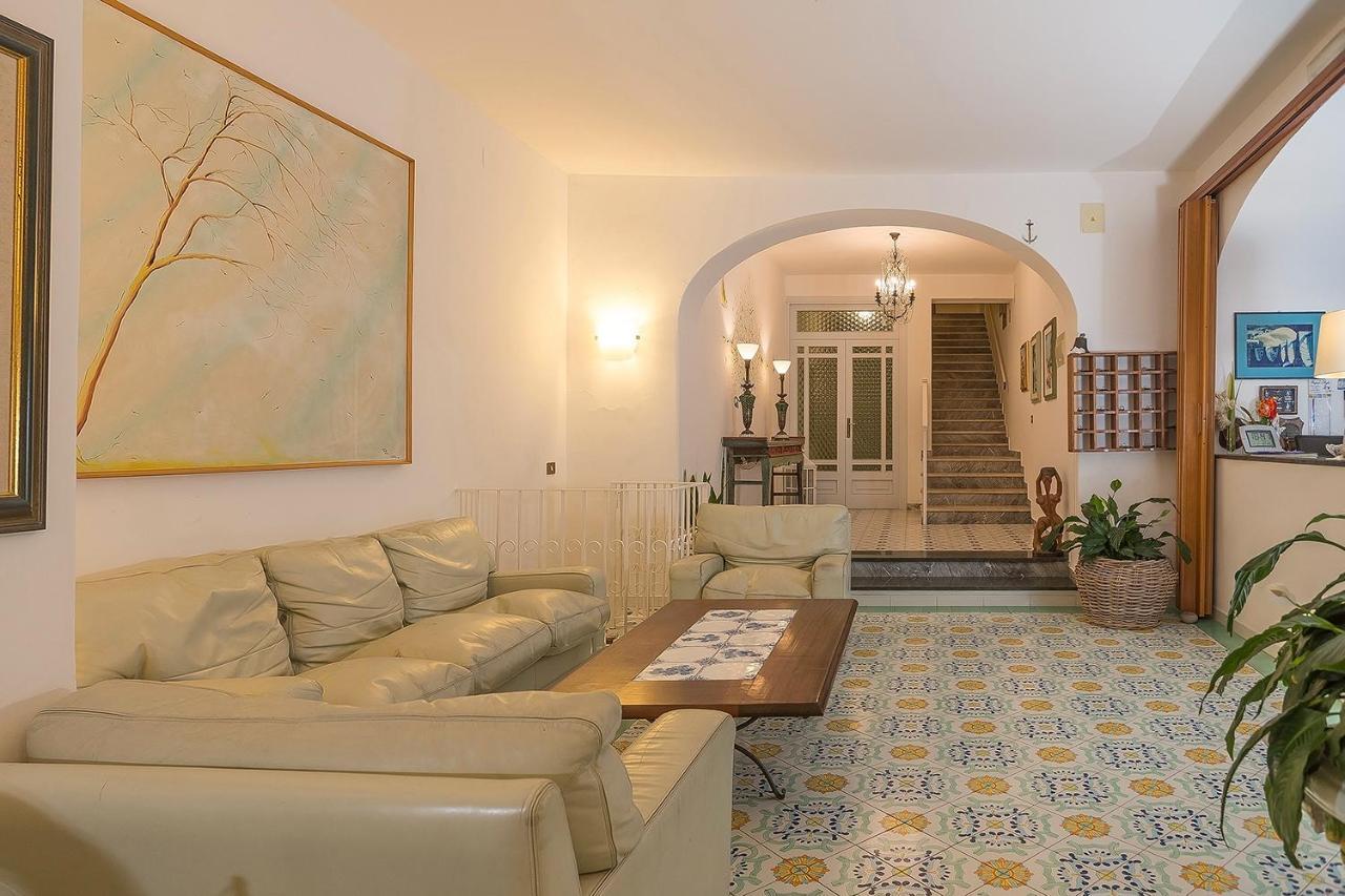 Hotel Villa Maria Sant'Angelo  Экстерьер фото